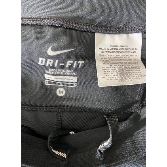 Nike Black Cropped Leggings - Picture 3 of 6